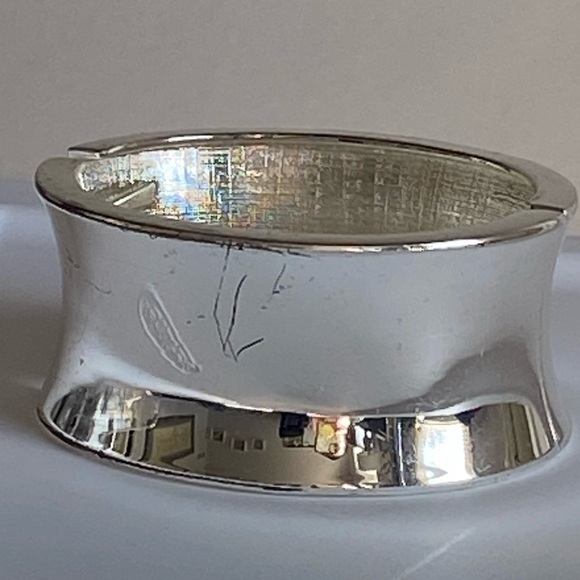 Silver Statement Hinged Bracelet - Picture 5 of 7